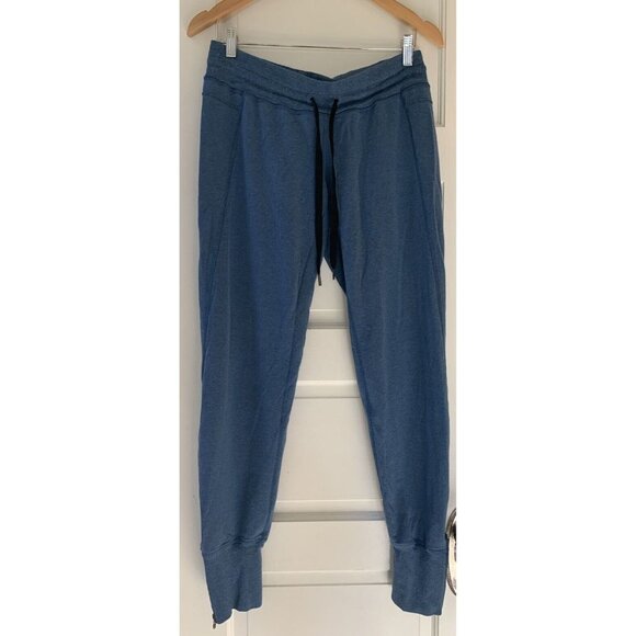 Lululemon Comfy Mid-Rise Joggers Pants Size 8 Blue Ankle Zip yoga Athletic - Picture 1 of 9